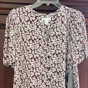 Nordstrom Signature Burgundy and White Printed Short-Sleeve Silk Blouse
